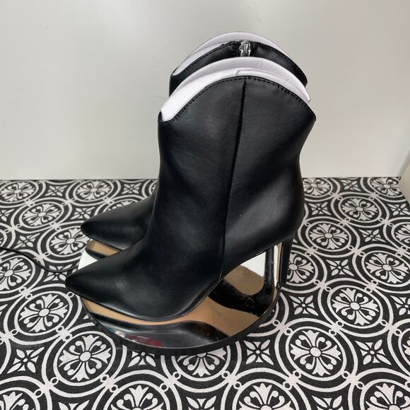 Marc Fisher Women's Revati Pointy Toe Booties 5.5m black - Picture 3 of 12